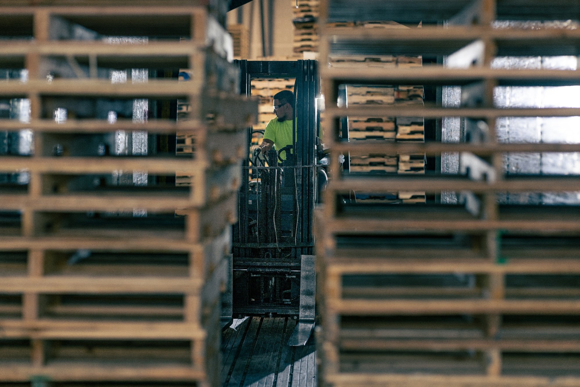 contact-yancey-pallet-othello